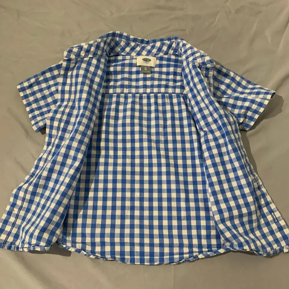 Old Navy boys’ short-sleeve button-down shirt in blue & white gingham check 5T